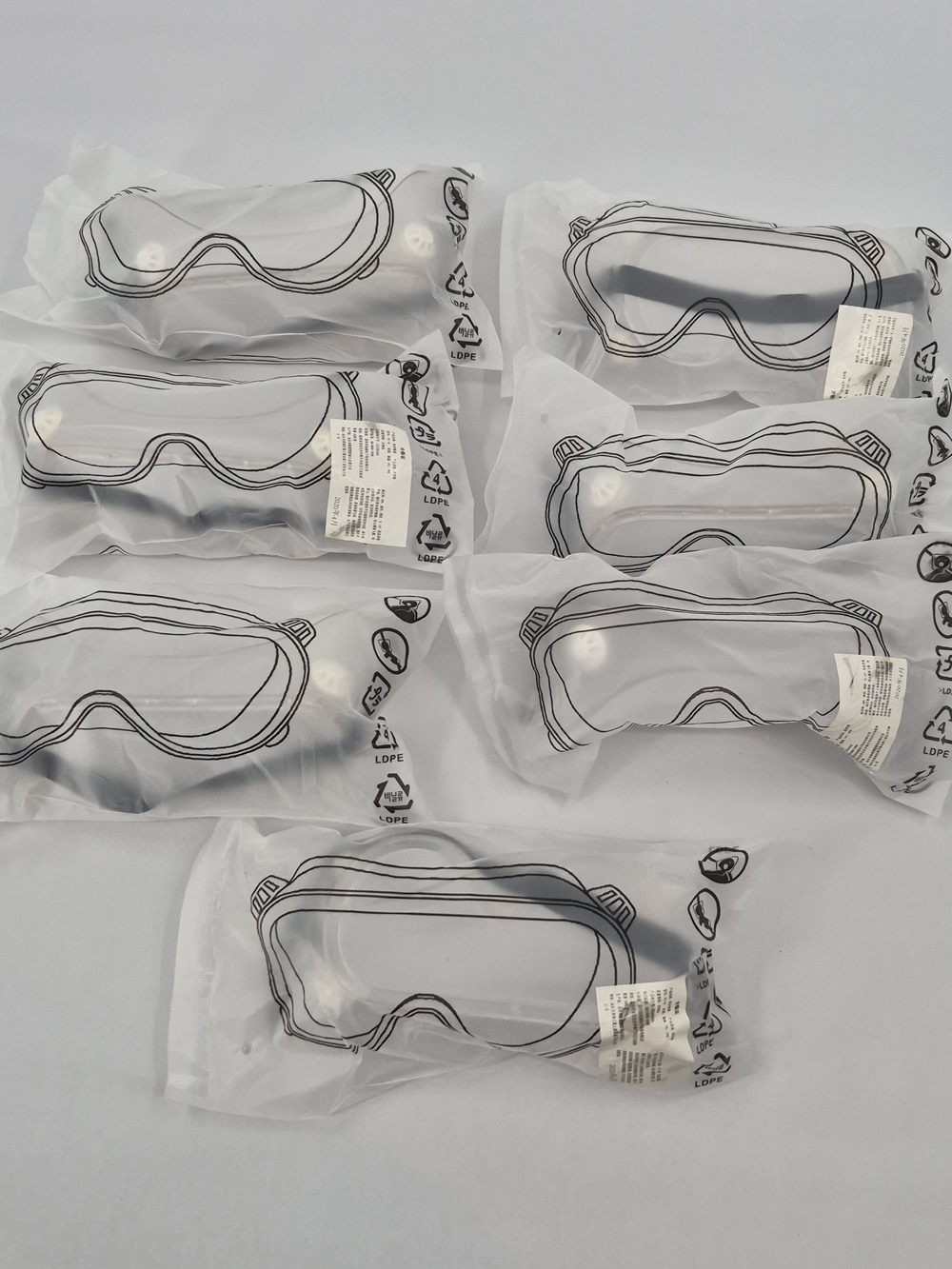 7 Safety Goggles Eye Protection Eyewear Clear Lens Yard Work Painting Lab Work